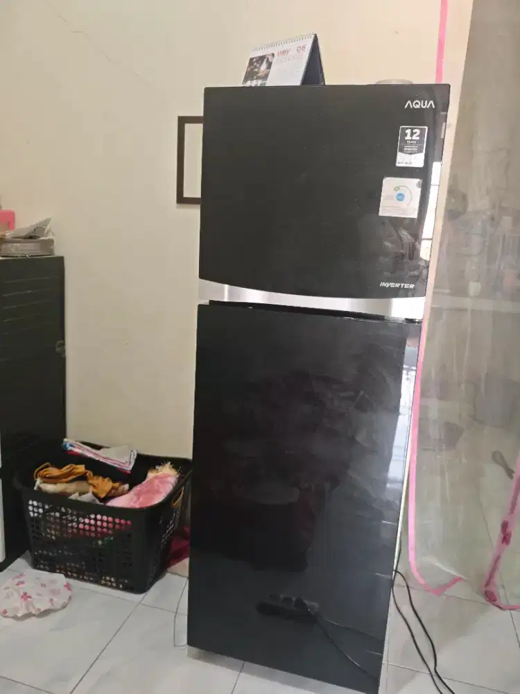 Kulkas Aqua Inverter 2 pintu