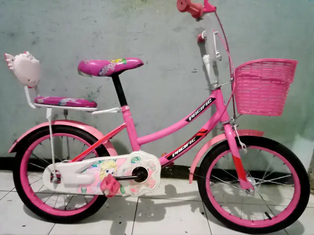 Dijual sepeda mini merk PACIFIC ring 16 kondisi msih bagus kker normal