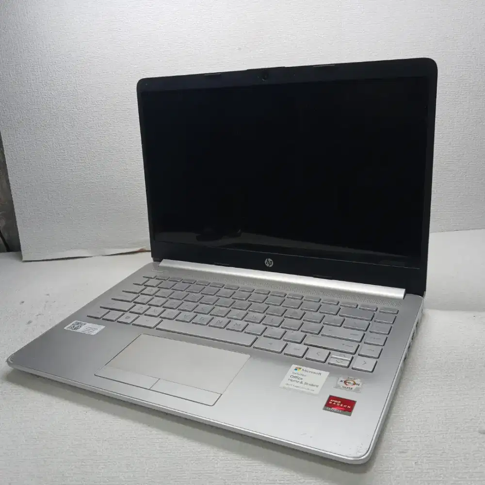 Laptop hp 14s Atlhon silver n3050 SSD512