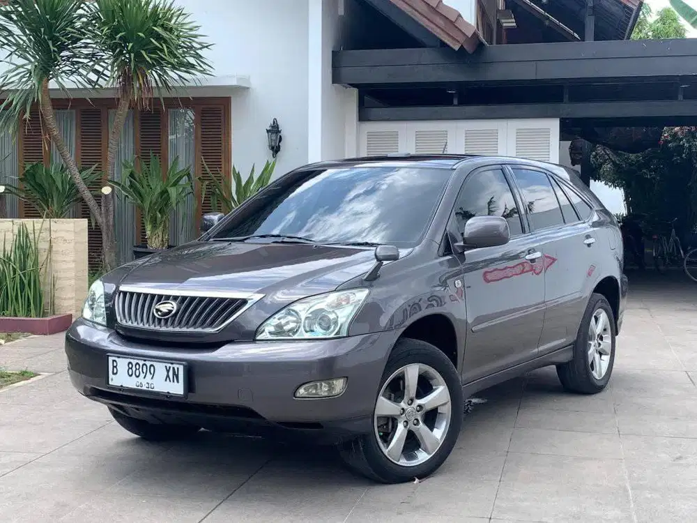 TOYOTA HARRIER 2.4L PREM MATIC 2010