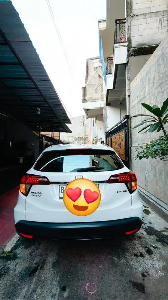 HRV E 2020 Automatic Putih Mutiara