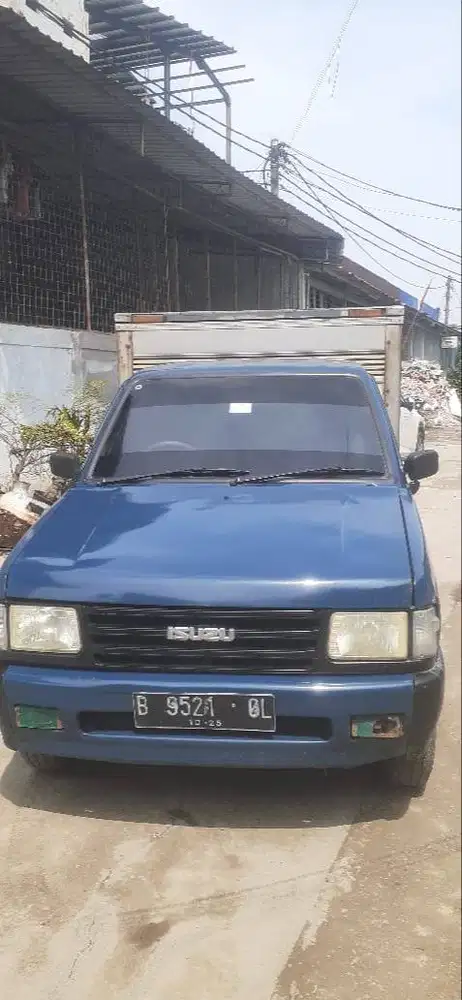Isuzu Panther Pick Up Box 2005 Biru – Mesin Sehat, Siap Kerja
