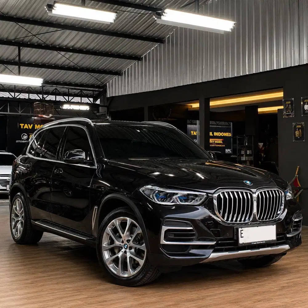 BMW X5 xDrive40i xLine Steptronic 2023 AT MATIC (G05 Pre LCI)