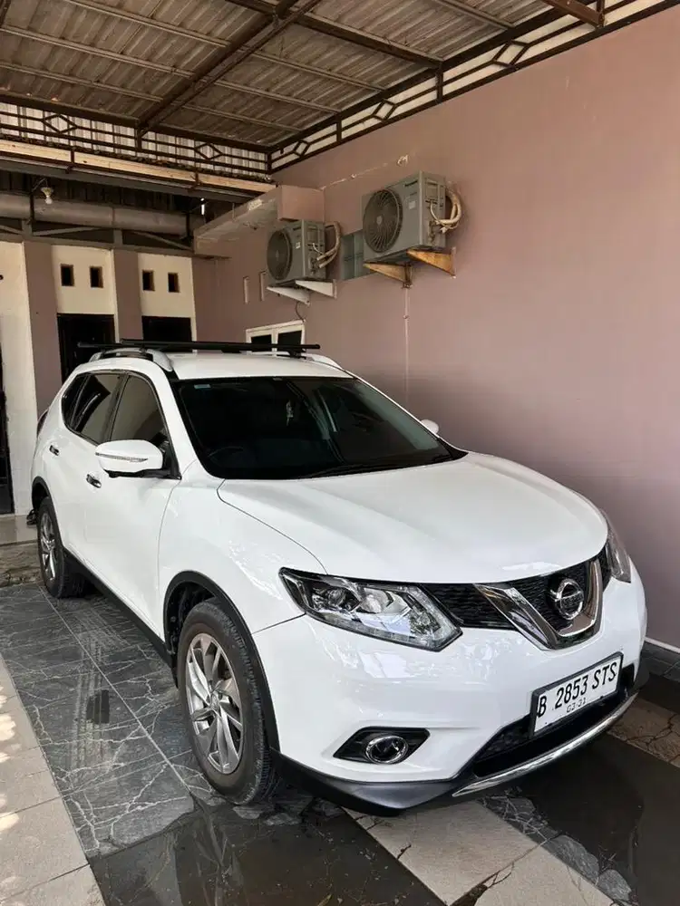 Nissan Xtrail T32 2.5 Tahun 2016 Putih Metalik
