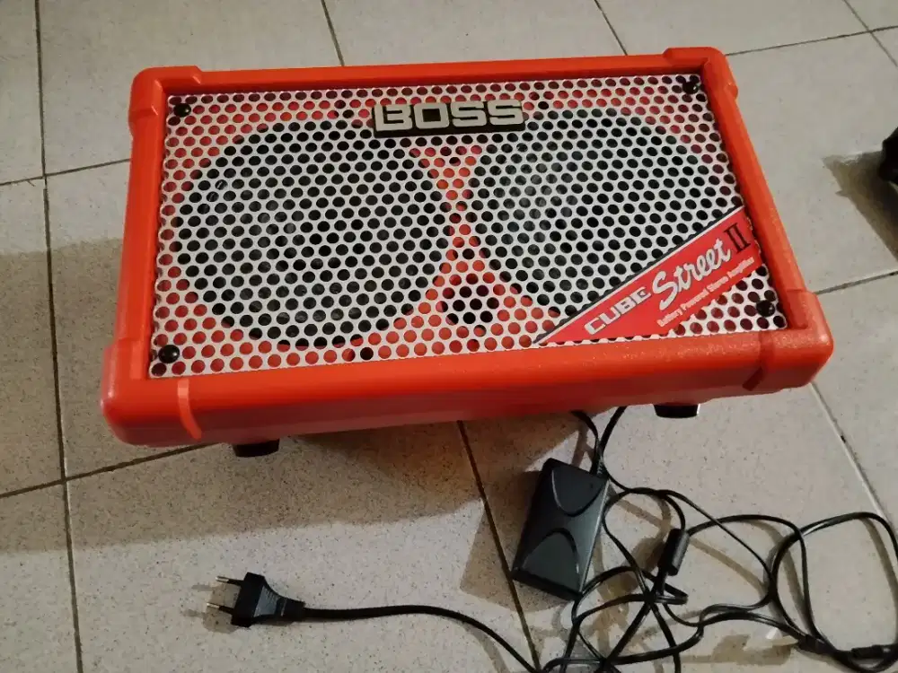 Ampli Gitar+Vokal BOSS Cube Street II RED