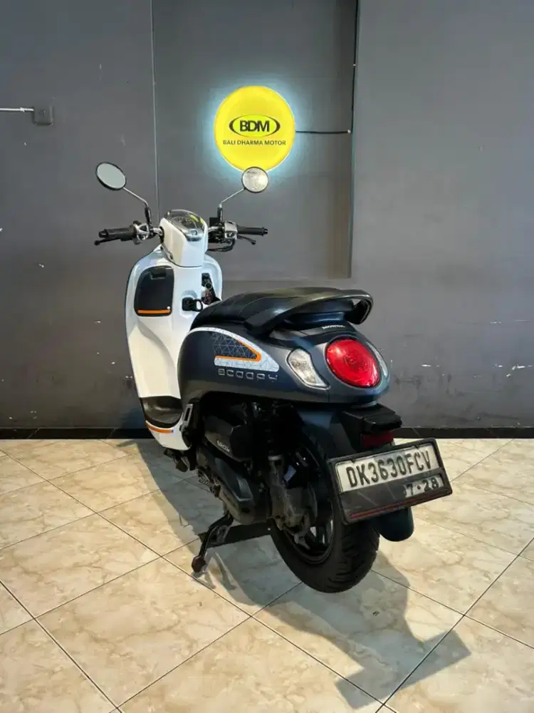 Honda Scoopy fi thn .2023 cash Bali dharma motor