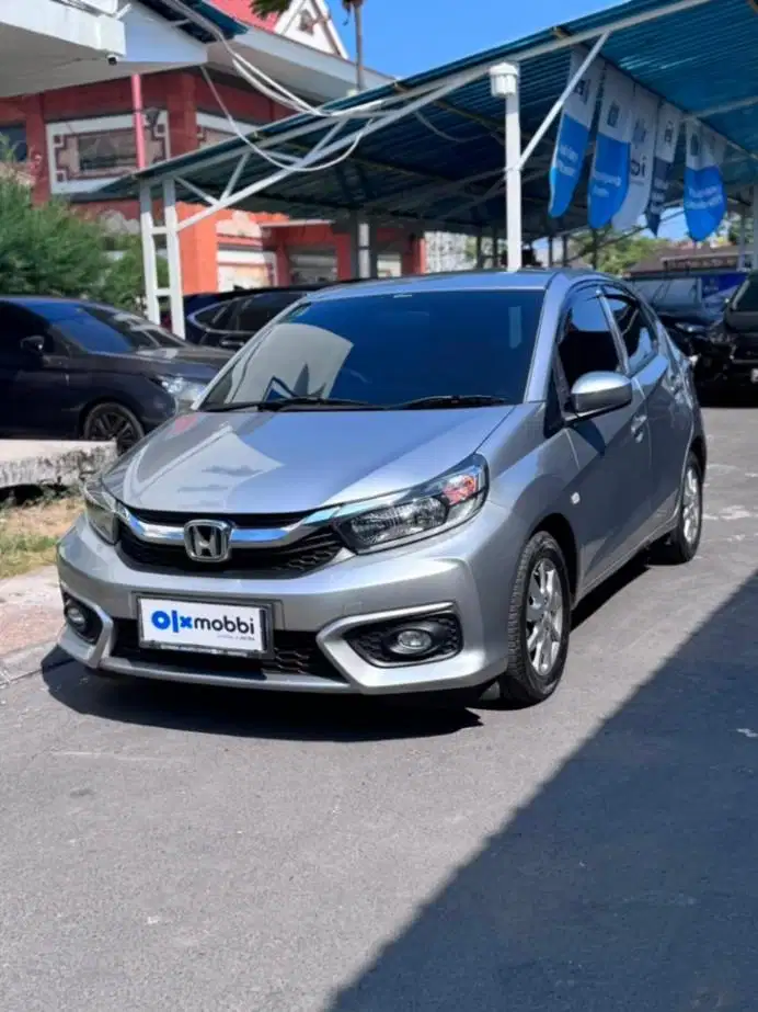 Honda Brio Satya 1.2 E Bensin AT 2020 Abu Abu Bulan Metalik (FBQ)