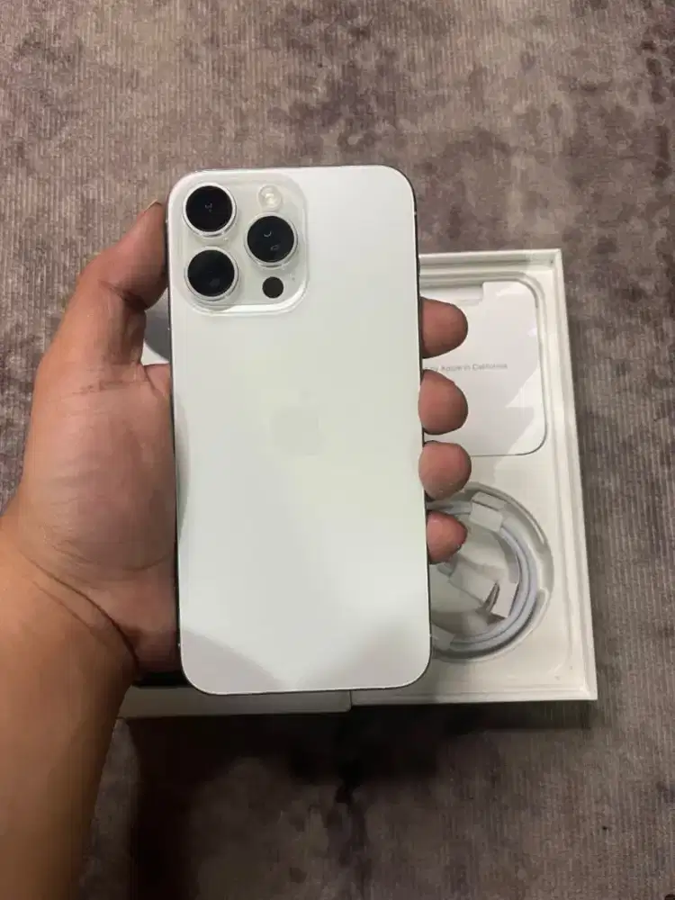 iPhone 15 Pro Max 256GB iBox