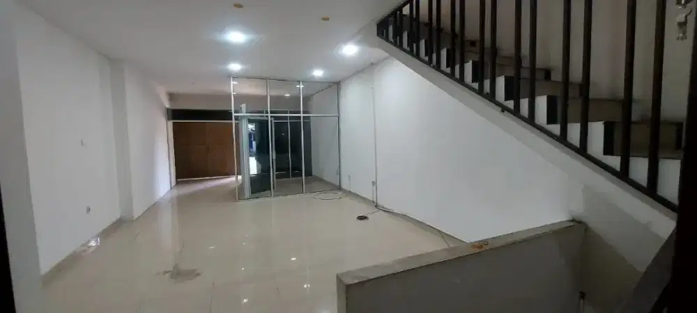 Disewakan ruko gunung batu maple gercep jarang ada