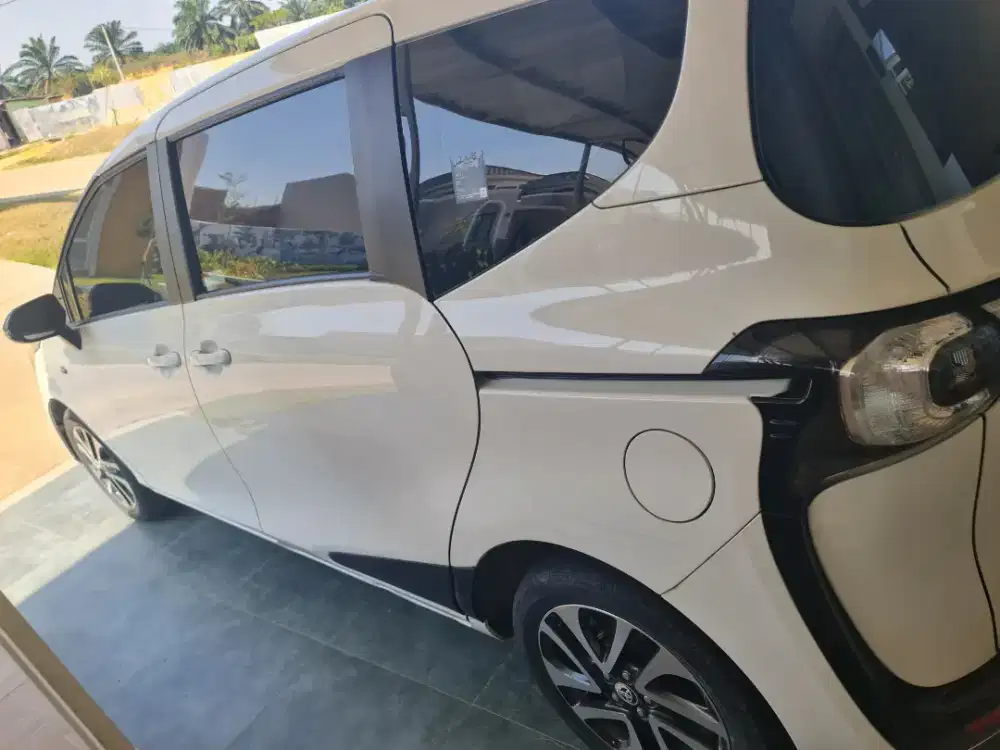 Dijual Toyota Sienta 2018