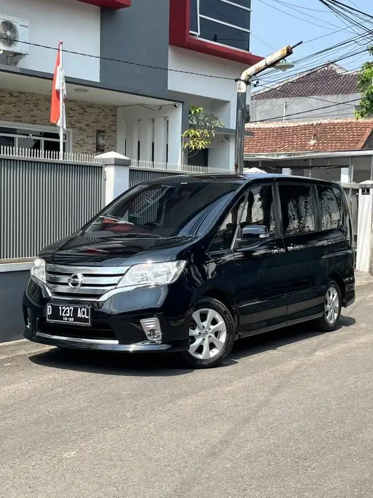 NISSAN SERENA HWS 2.0 CVT AT PANORAMIC 2014