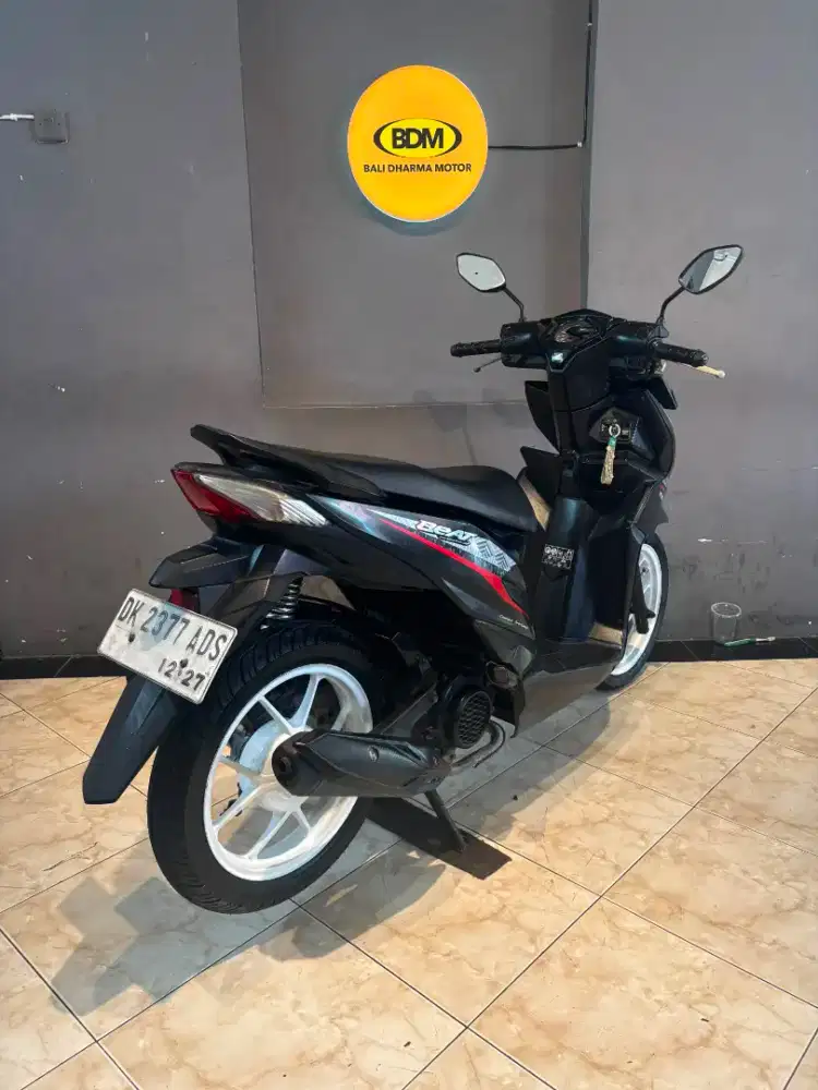 Honda Beat fi. 2022 cash. /Kredit Bali dharma  motor