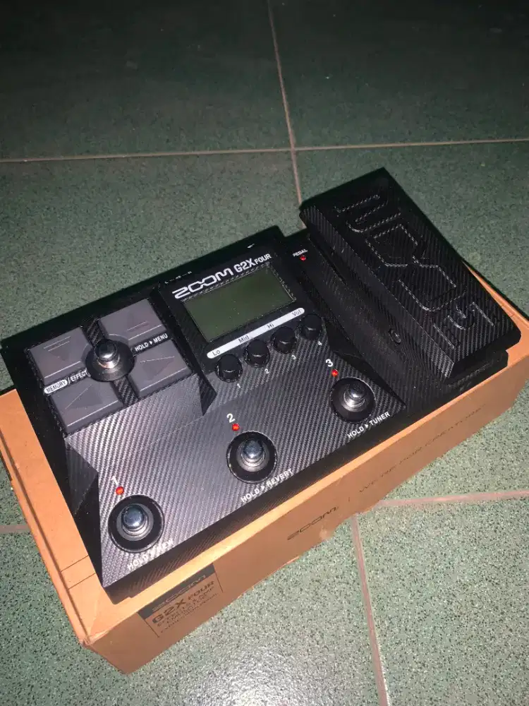 Effects gitar zoom G2X FOUR