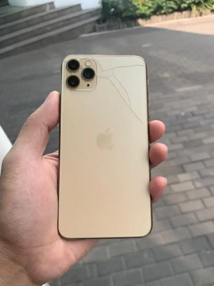 Dijual iPhone 11 Promax 64gb sinyal all operator