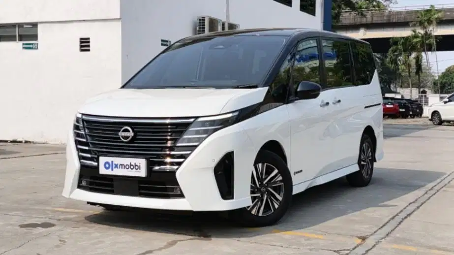 Nissan Serena 1.4 Highway Star ePower Two Tone Bensin-AT 2025