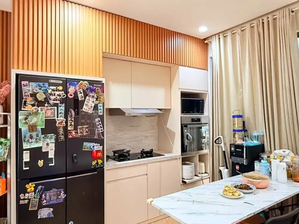 Rumah Full Furnished ada lap basket, Kolam renang di Asera Harapan indah