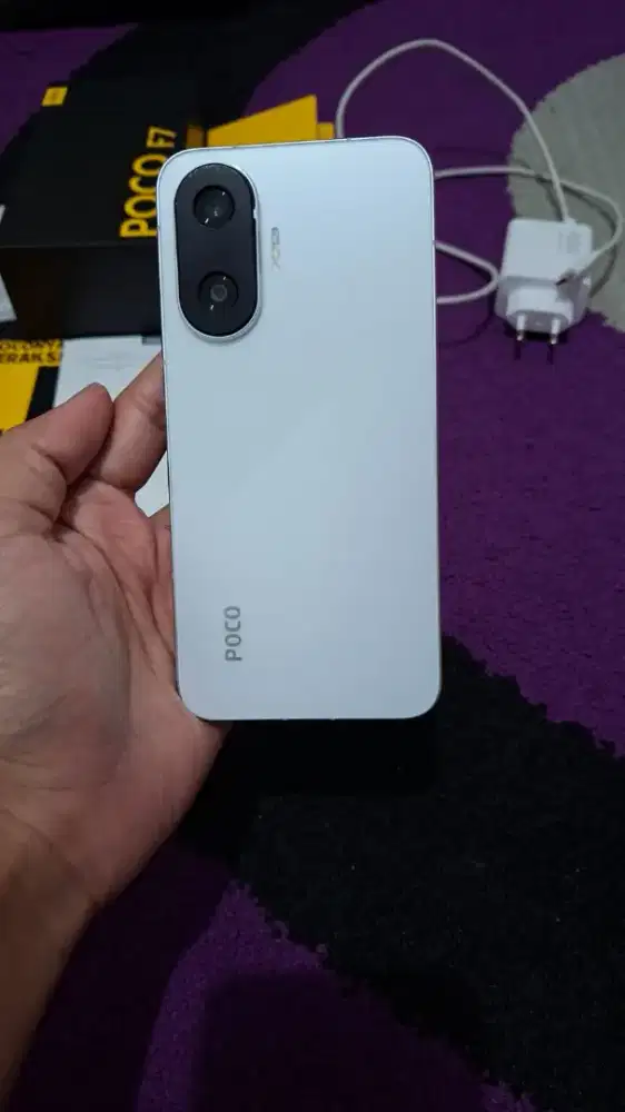 Jual cepat poco F7 12/512 mulus