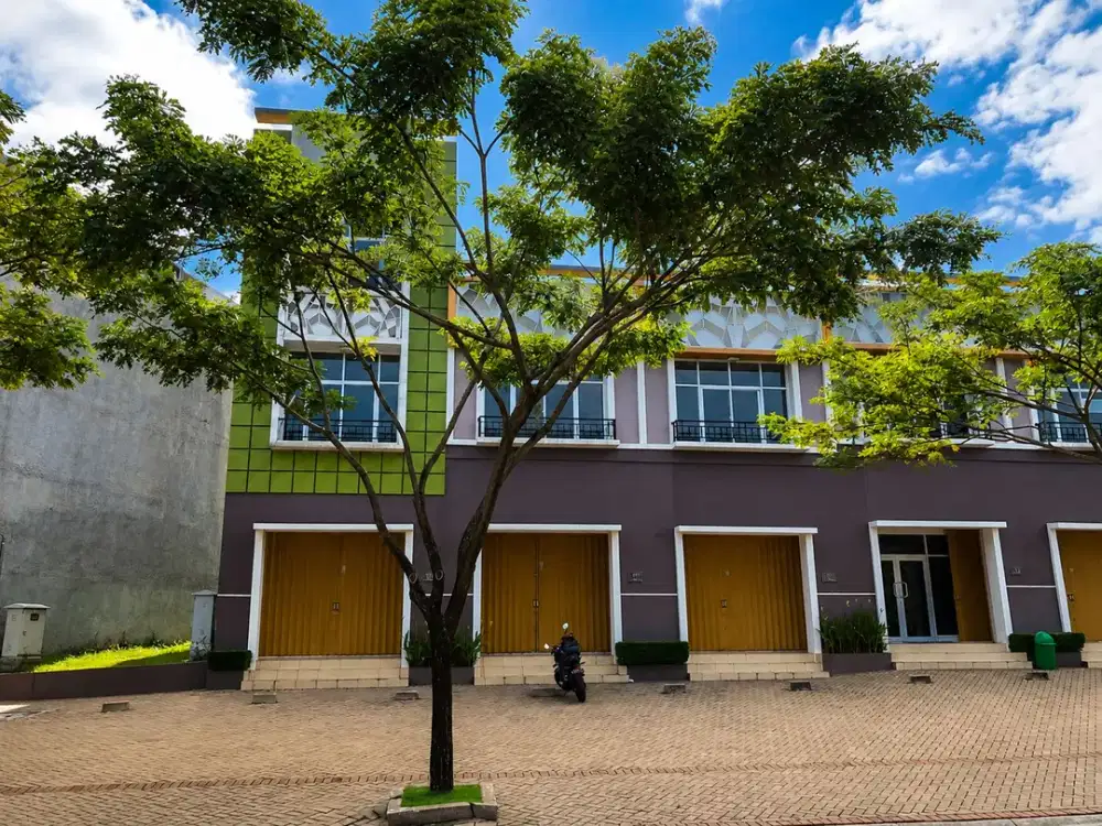 RUKAN HOEK + BADAN BERSEBELAHAN DI SERPONG NATURA CITY