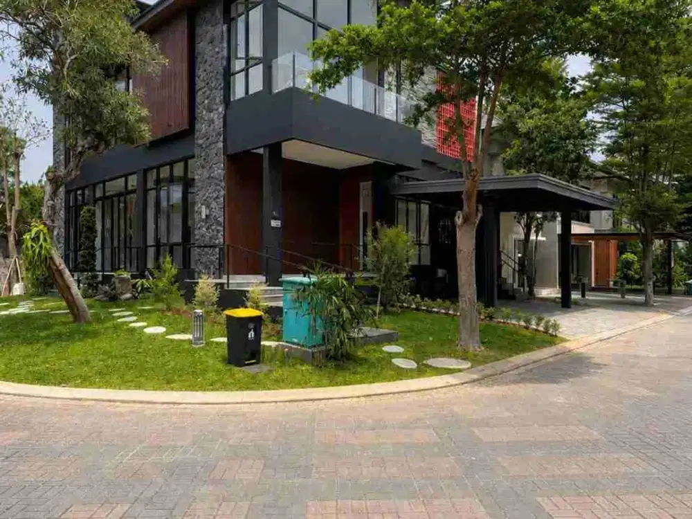Rumah Hoek Brand New Di The Eminent - BSD