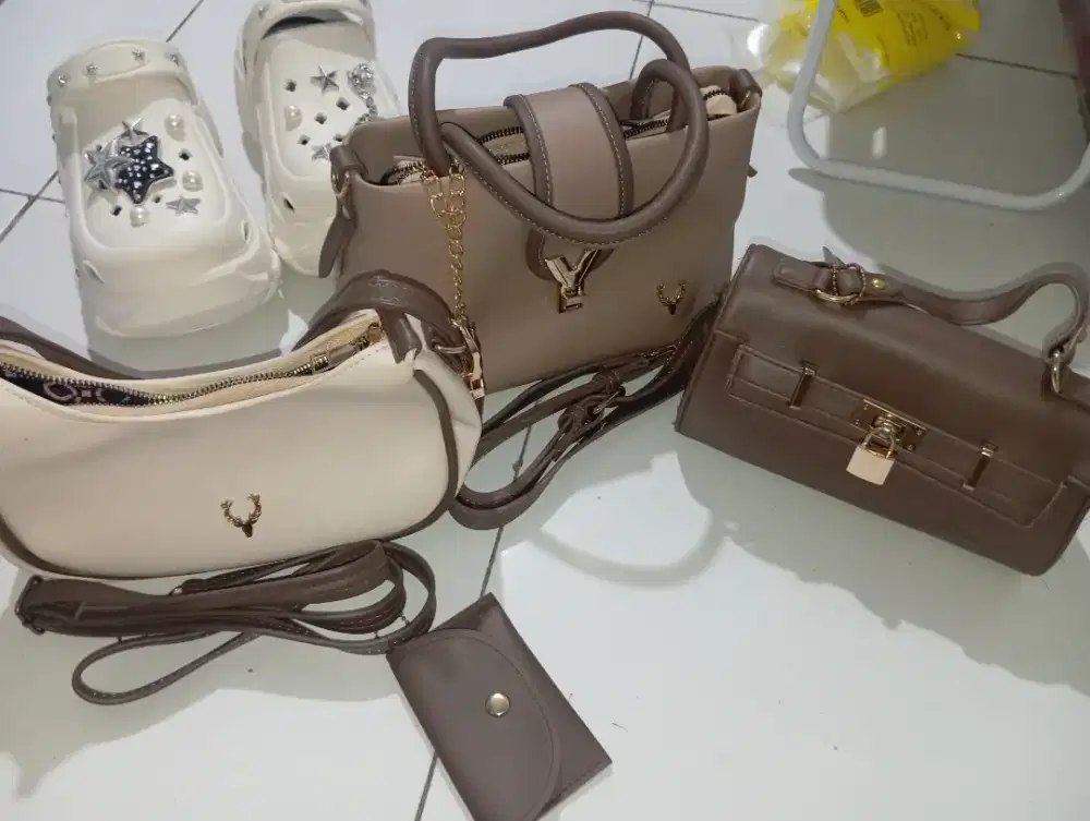 Jual preloved tas sendal dan barang bayi