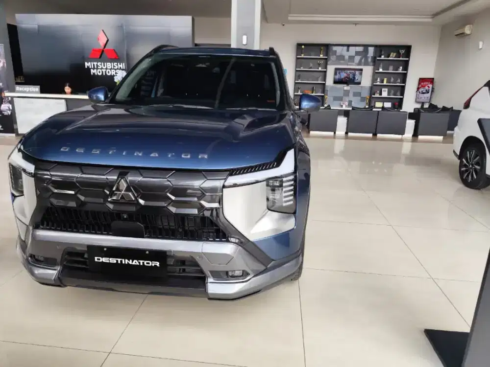 Mitsubishi Destinator