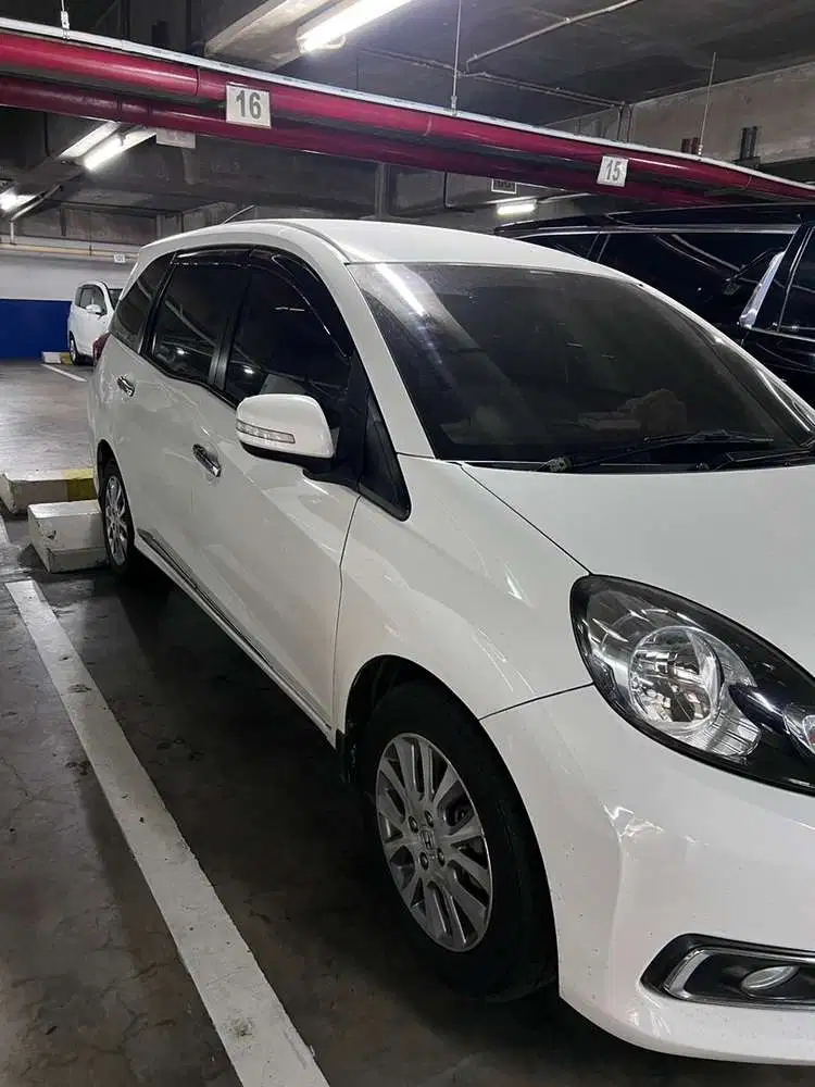 Honda Mobilio 2015 Bensin