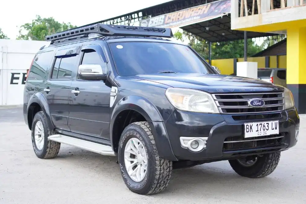FORD EVEREST 4X4 DIESEL 2013