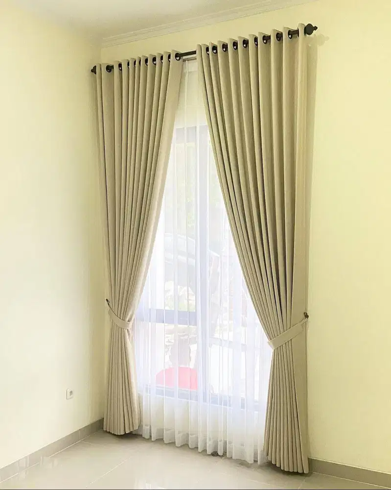 Jasa Pasang Gorden Custom Wallpaper Dinding 3D Gordyn Hordeng Korden