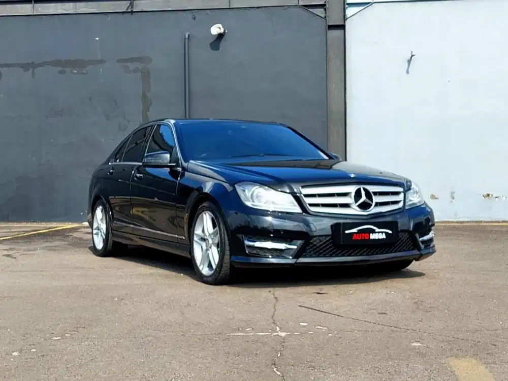 Mercedes Benz C250 CGI AVG W204 nik 2013 Pajak panjang