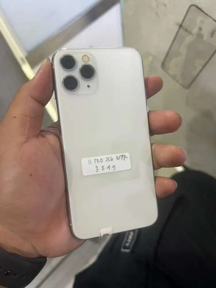 Iphone 11 pro 256 gb ibox fullset oem murah wifi only