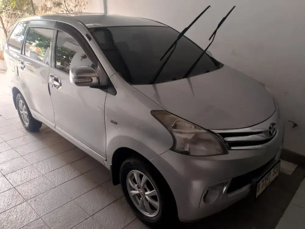Di Jual Avanza G M/T 2012