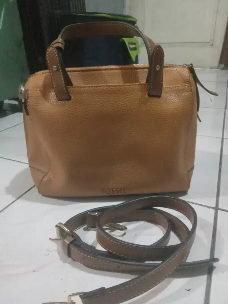dijual tas fosil second