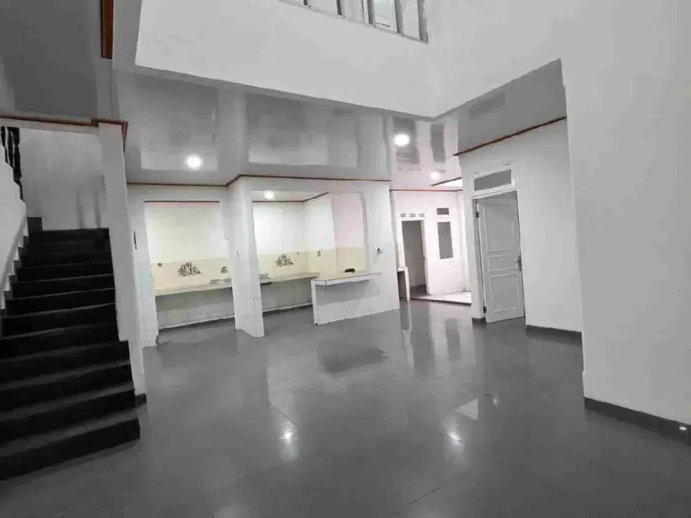 DISEWAKAN RUMAH PALEM LESTARI