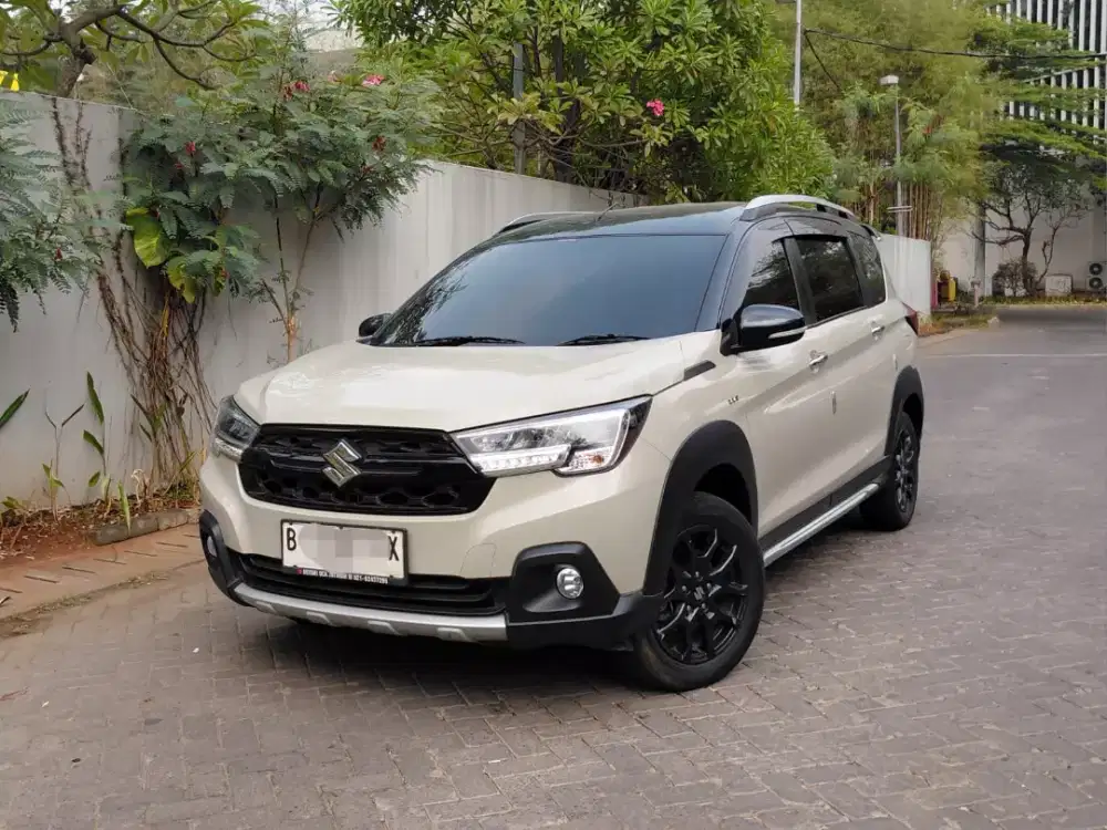 KM 40RB | SUZUKI XL7 ALPHA HYBRID 2023 PAKAI 2024