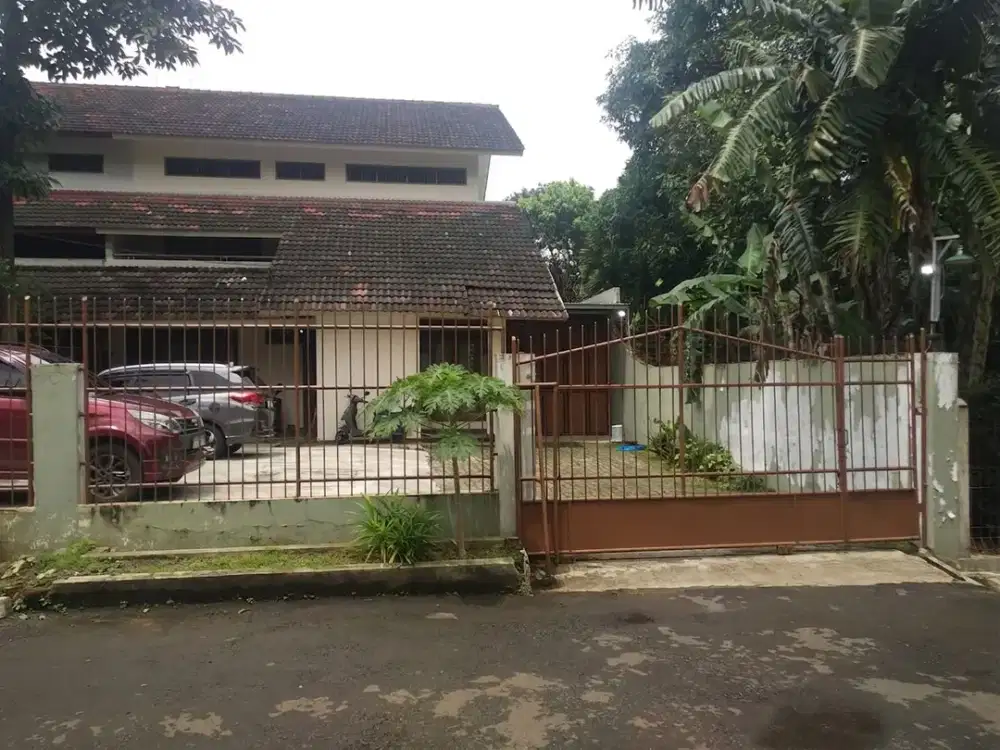 Rumah 2Lt di Kavling Polri Jagakarsa, Hanya 8 Menit Ke Stasiun KRL