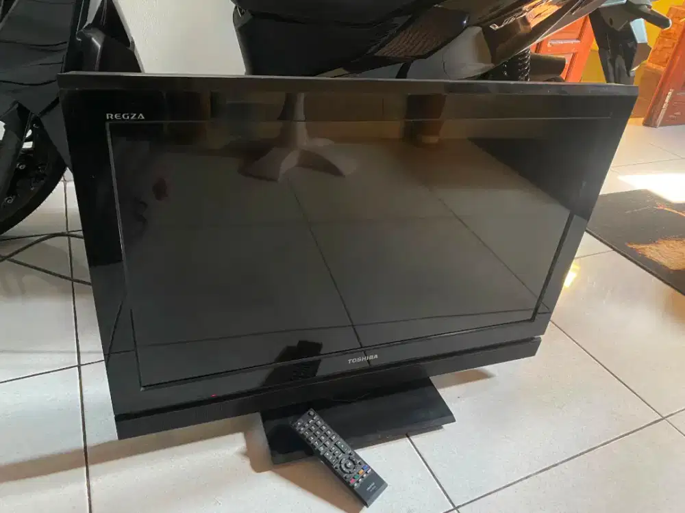 Tv lcd toshiba 32in