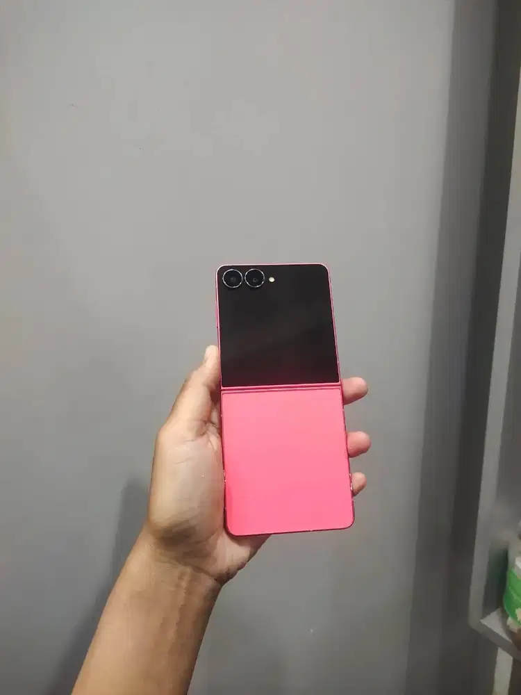 SAMSUNG Z FLIP 7 12/512GB SECOND RESMI SEIN FULLSET NORMAL