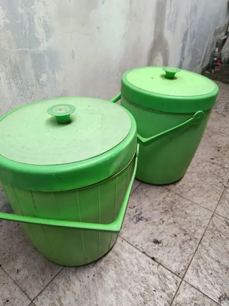 Dijual termos nasi atau es