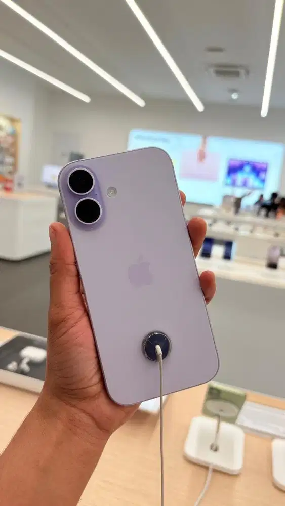 Iphone17 BASIC 256GB LAVENDER bergaransi resmi