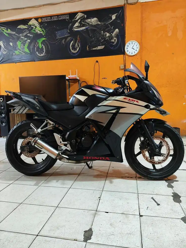 Honda Cbr 150 th 2015 mura