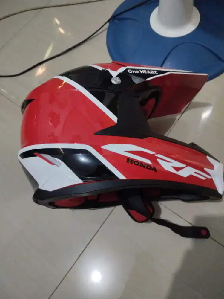 HELM CROSS HONDA CRF