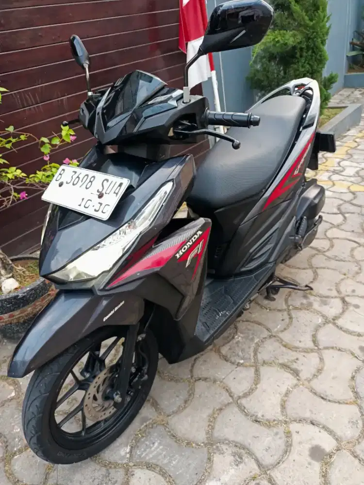 DIJUAL CEPAT HONDA VARIO LED 125 CC ORIGINAL