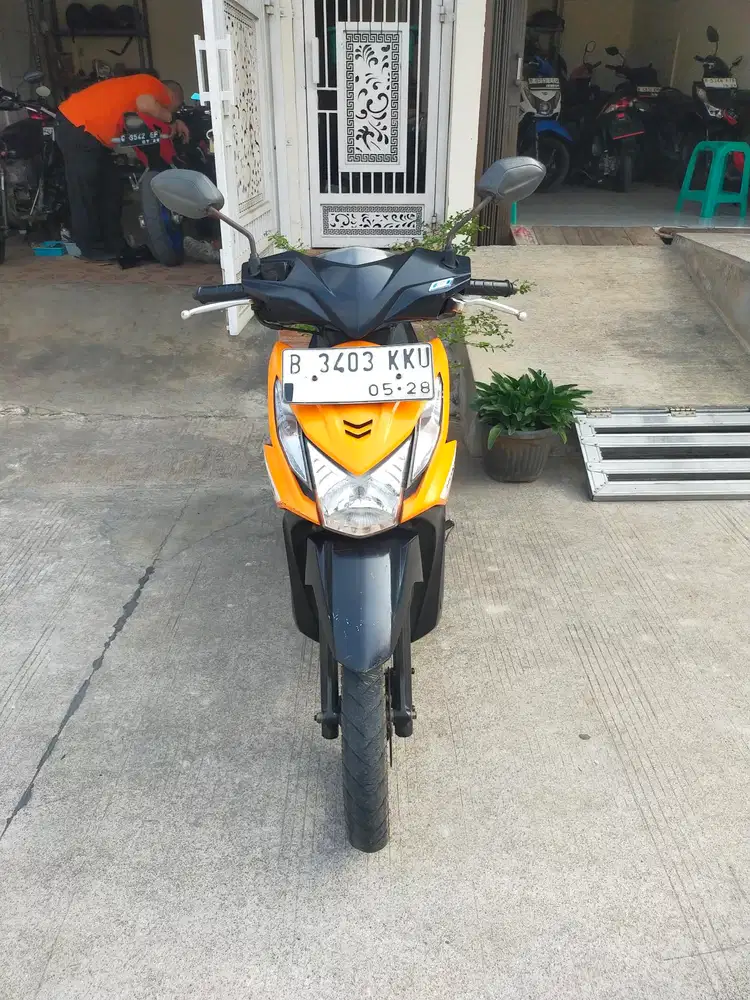 BEAT FI 2013 ORANGE
