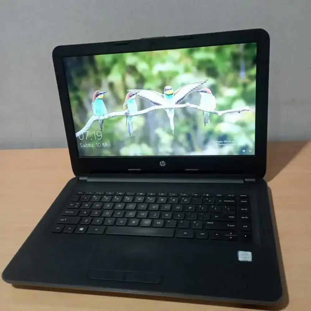 HP 240 G7 — Ringkas, Elegan, dan Siap Gas!