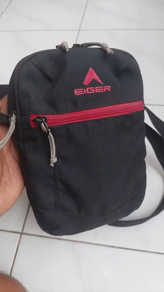 Tas Selempang Travel Pouch Eiger Ori