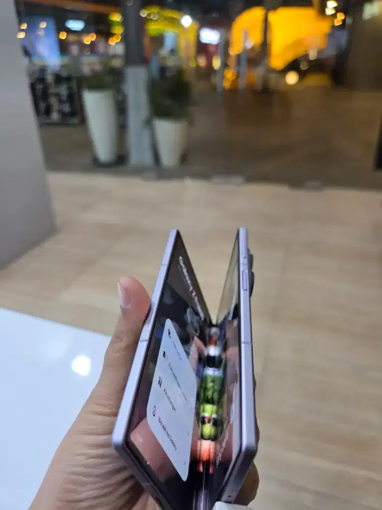 Samsung galaxy fold 8