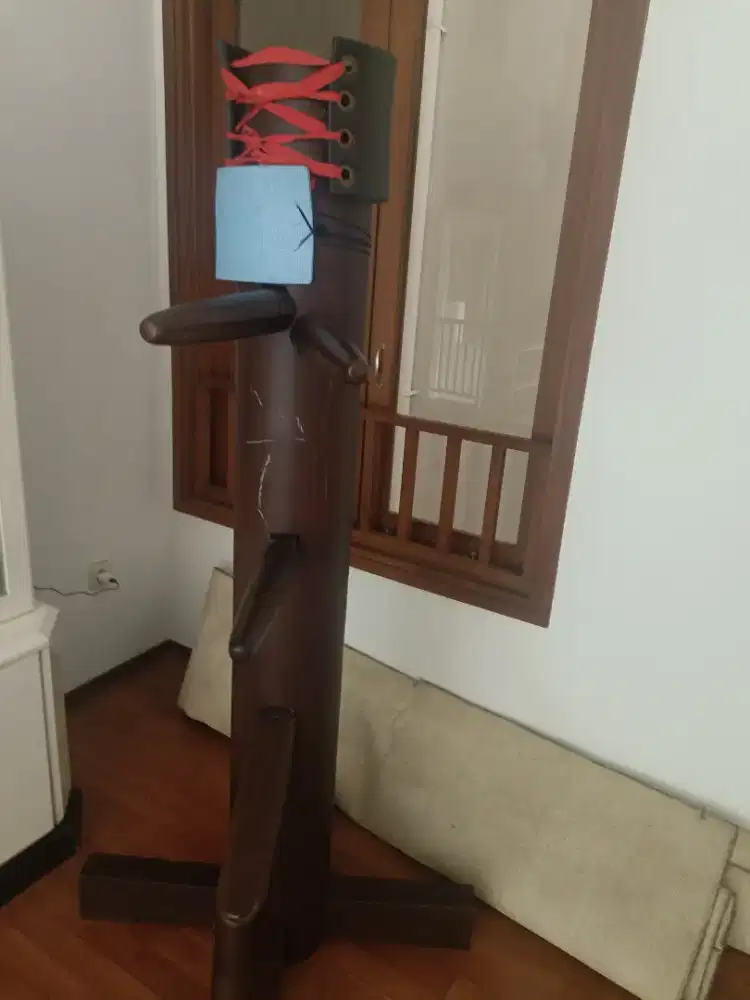 Solid wood wooden dummy
