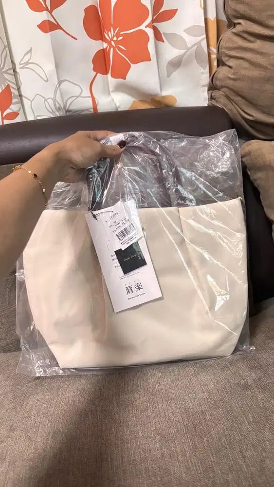 Dijual tas legato largo size Medium