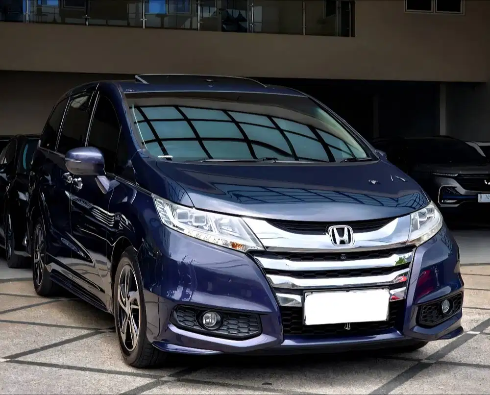 HONDA ODYSSEY 2.4 PRESTIGE SUNROOF 2014 UNGU MUTIARA