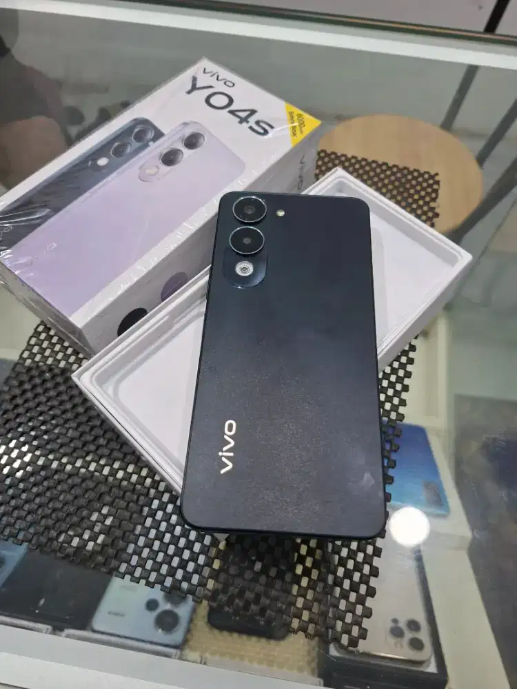 Vivo y04s ram 8/128gb